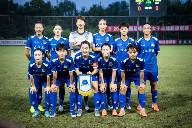姚明、斯科拉都来捧场，上海明日之星篮球争冠赛有何魔力？
